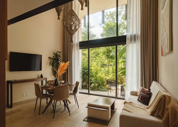 Jungle Loft With Gym, Pools And Rooftop Terrace
